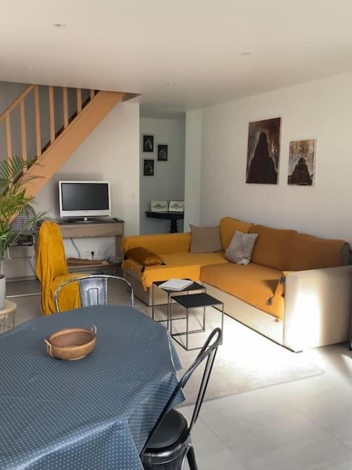 Le Gite Marie-Galante : Belle Maison D'Hotes Avec Acces Piscine En Ete Lanmeur 외부 사진